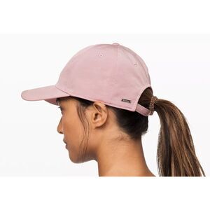 Lululemon‎ Women's Athletic Running Hat Nylon Light Violet Pink Color